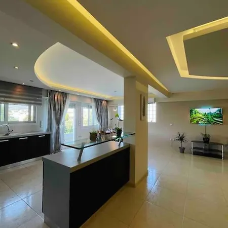 Sunbeam Evia Apartment *